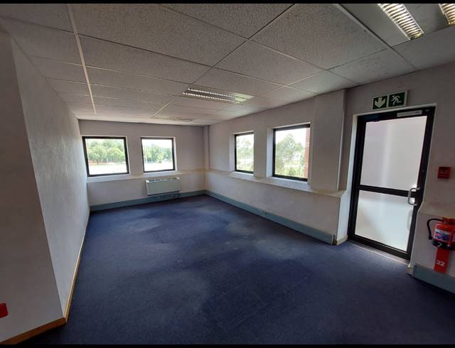 418M² OFFICE TO LET IN BEDFORDVIEW